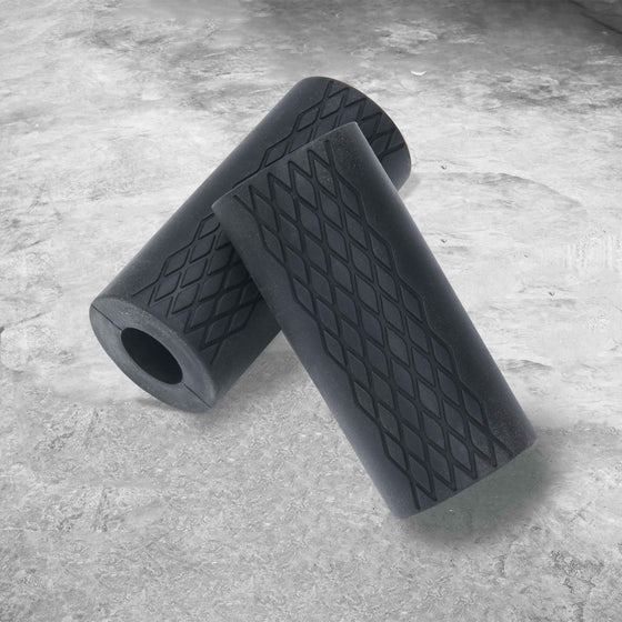 A pair of thick & knurled rubber grips to convert your normal barbell into a fat grip barbell.